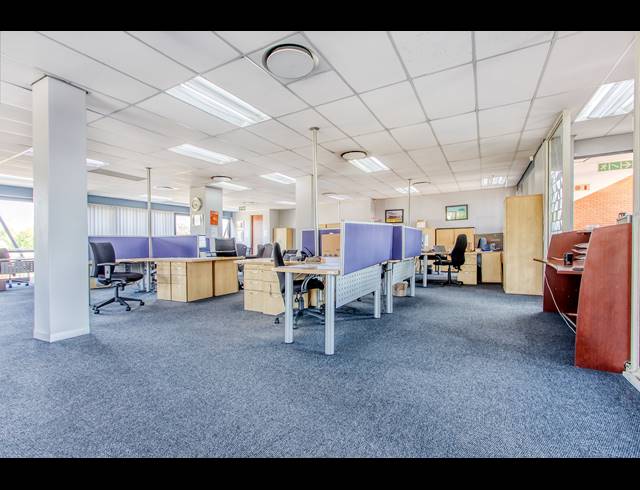 334M² OFFICE TO LET IN SIMBA